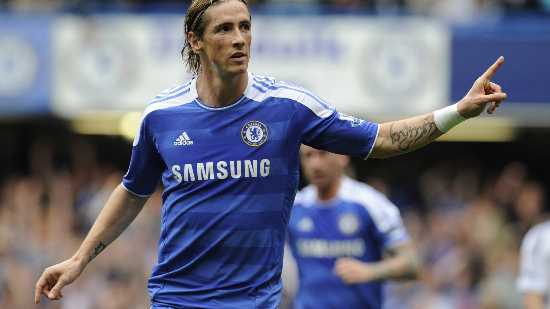 孔德关键战不手软，曼联防线在蓝军风暴中淬火重生