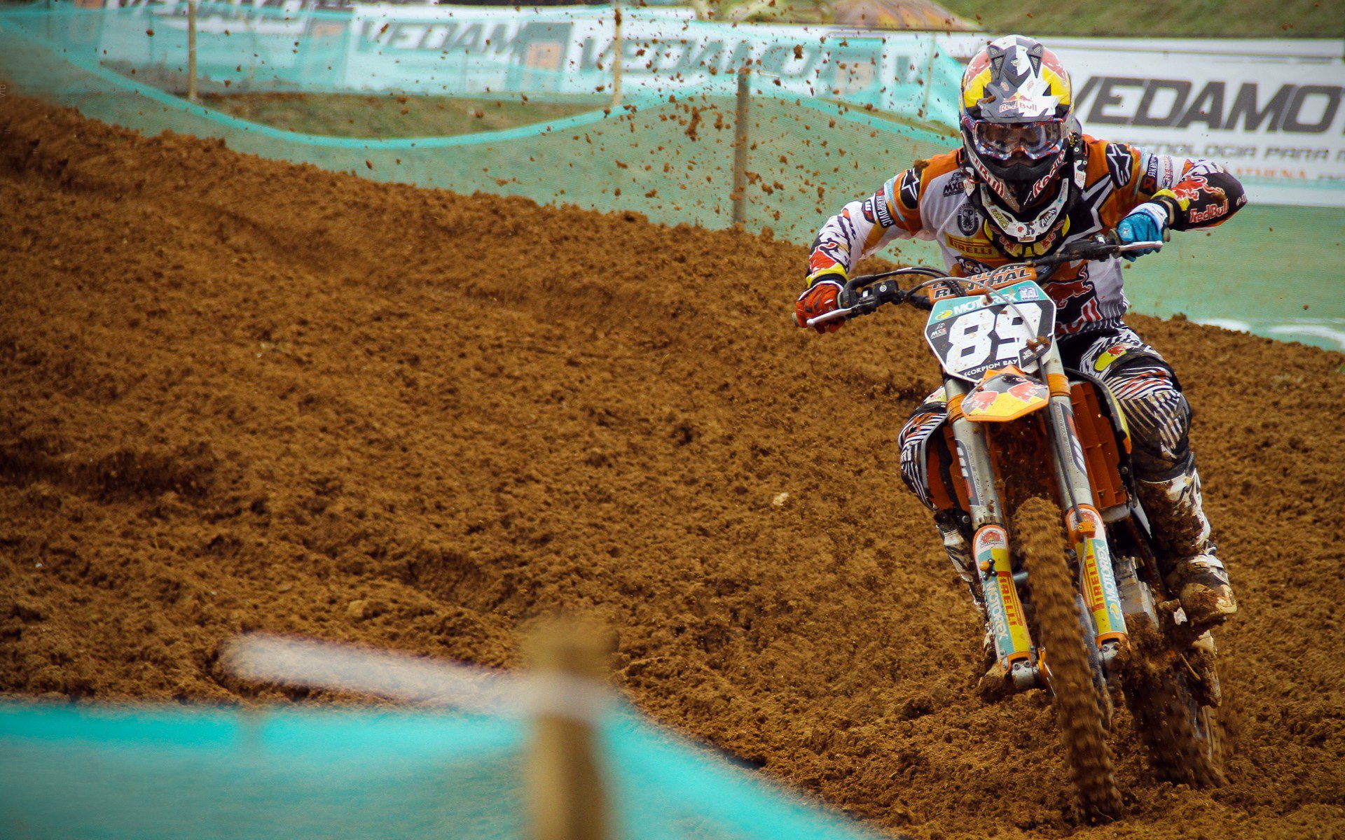 魔术强势晋级凯尔特人，米切尔全程高能输出